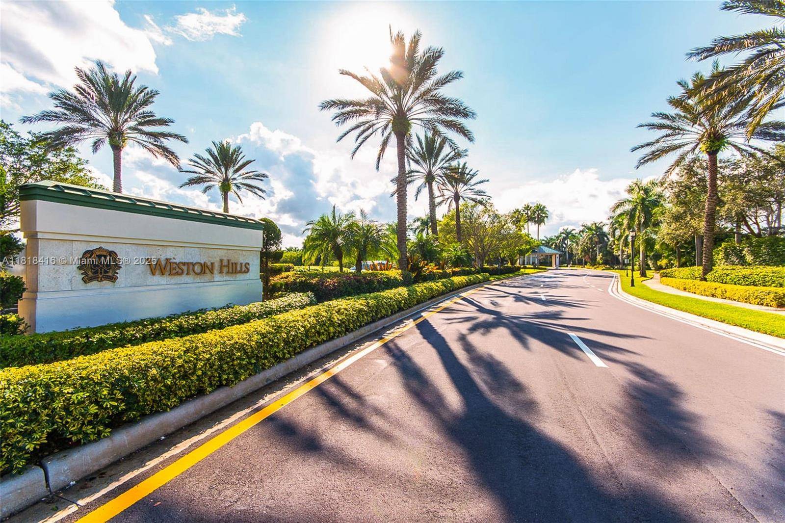2510 Jardin DR, Weston, FL 33327