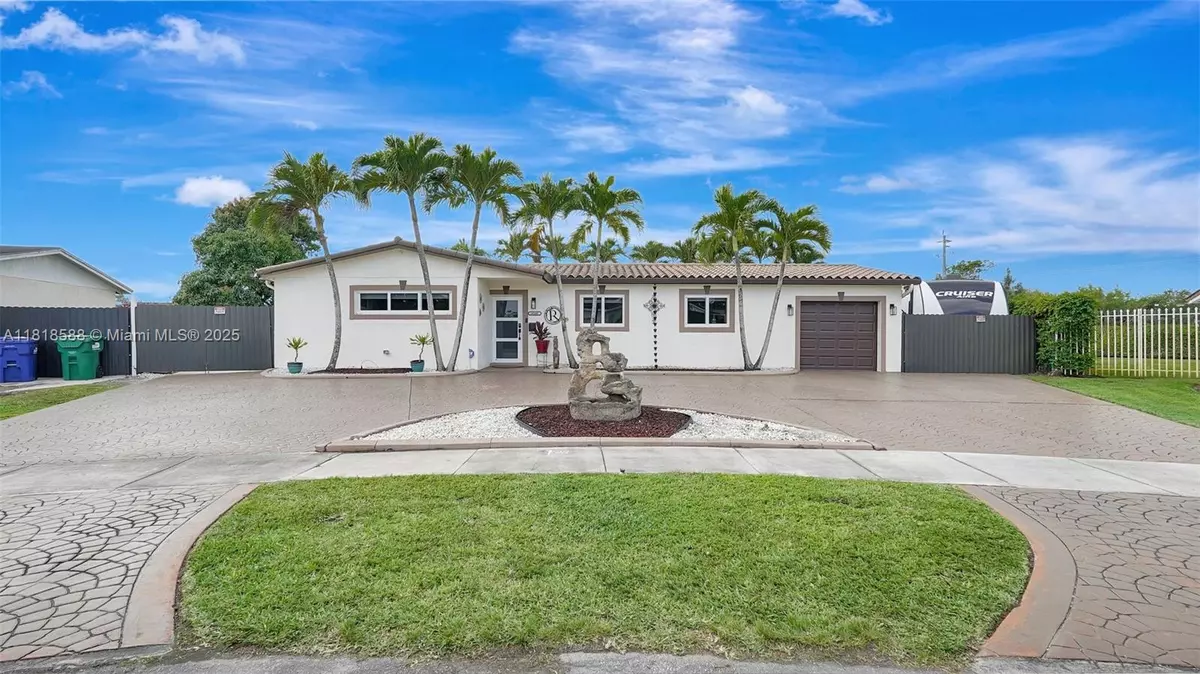 Hialeah, FL 33015,8540 NW 182nd St