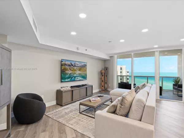 Sunny Isles Beach, FL 33160,17201 Collins Ave #1007