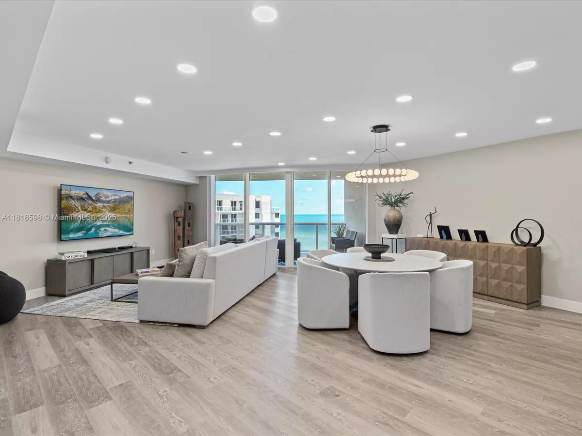 Sunny Isles Beach, FL 33160,17201 Collins Ave #1007