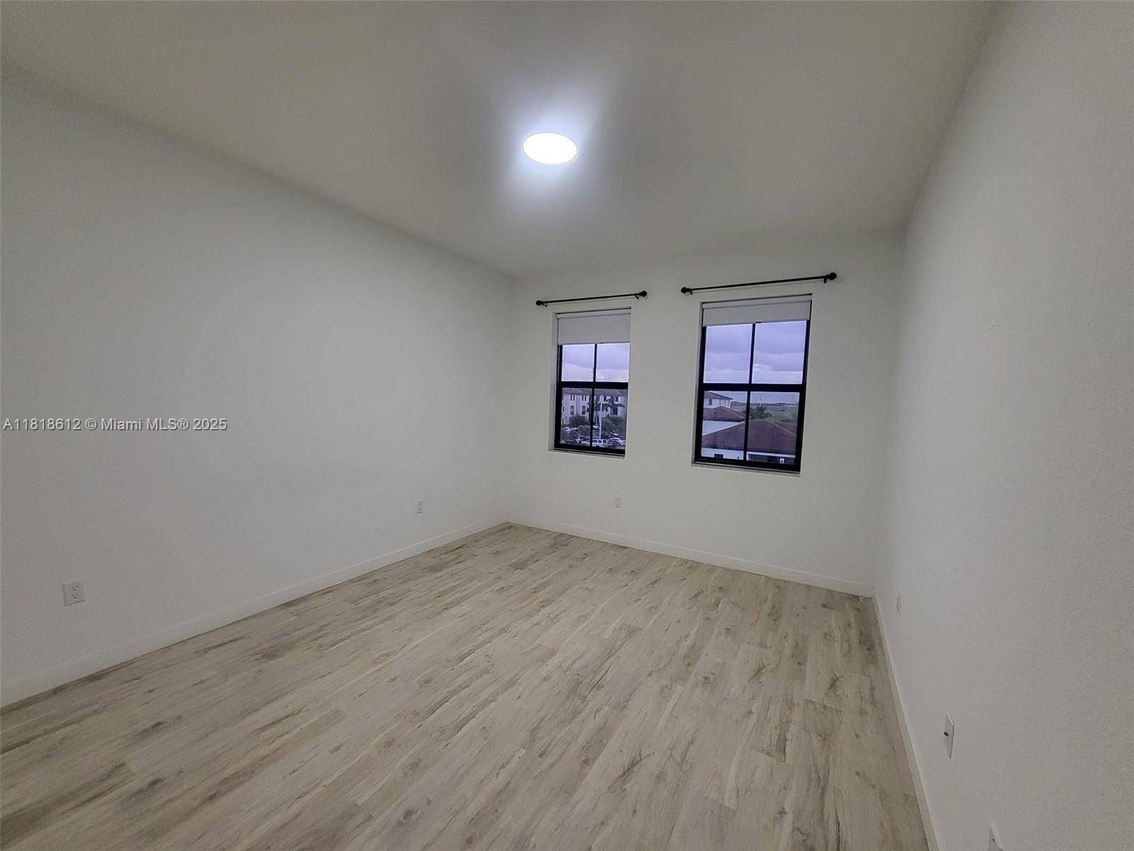 Miami, FL 33196,15560 SW 136th St #213