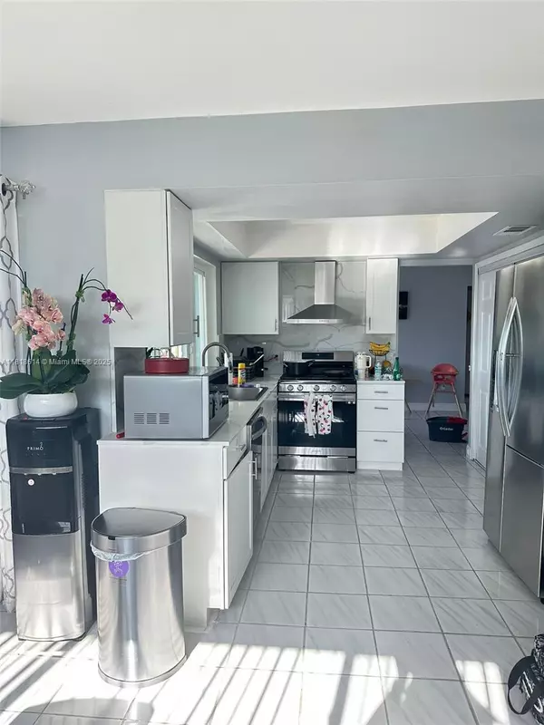 Sunrise, FL 33323,11511 NW 30th Pl