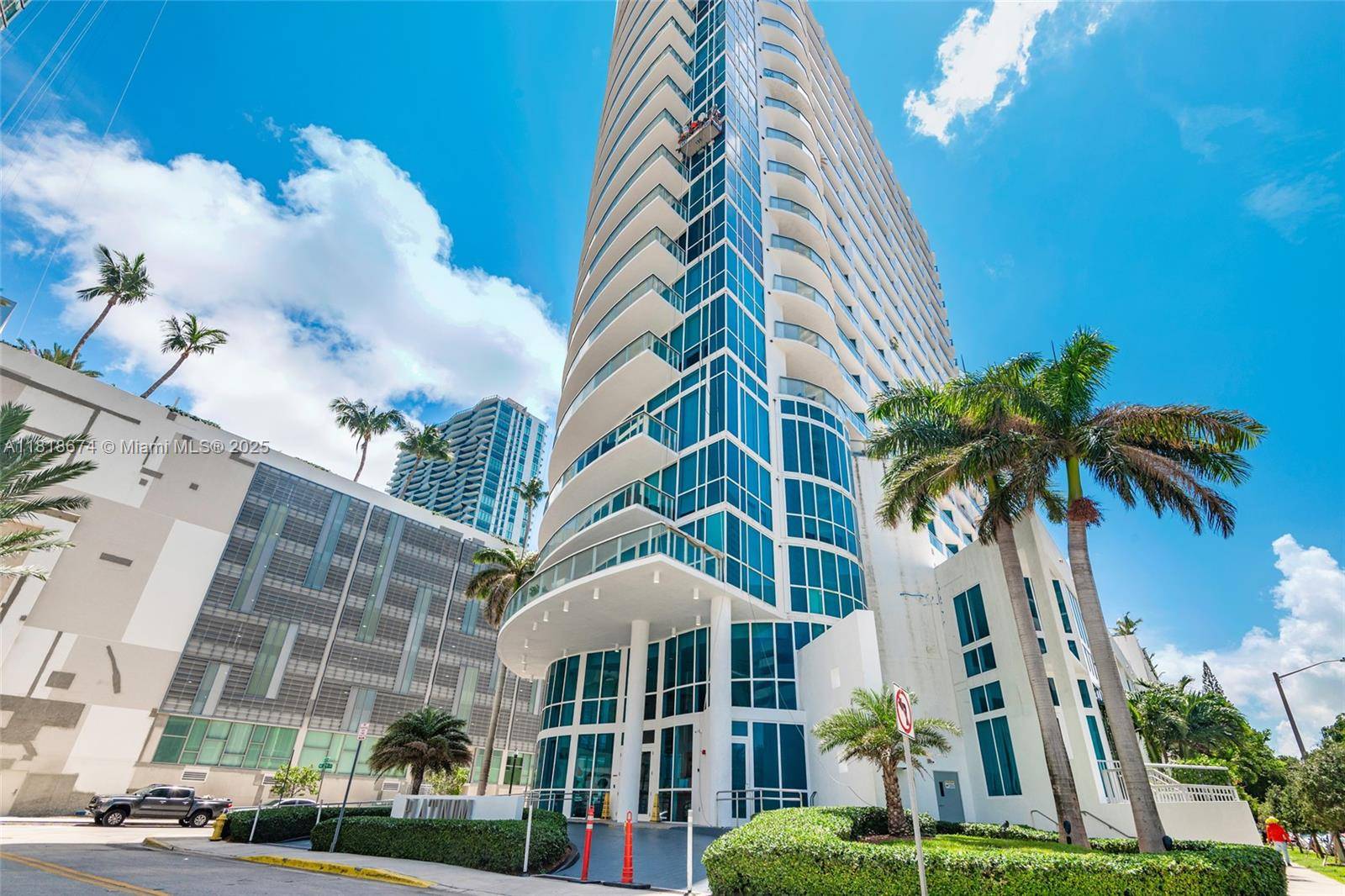 480 NE 30th St #1505, Miami, FL 33137