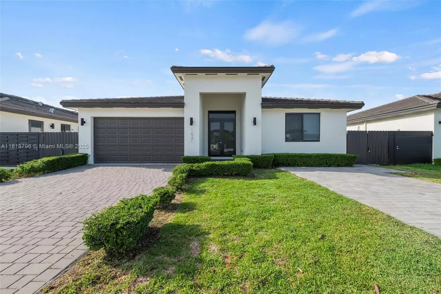 12941 SW 227th St, Miami, FL 33170