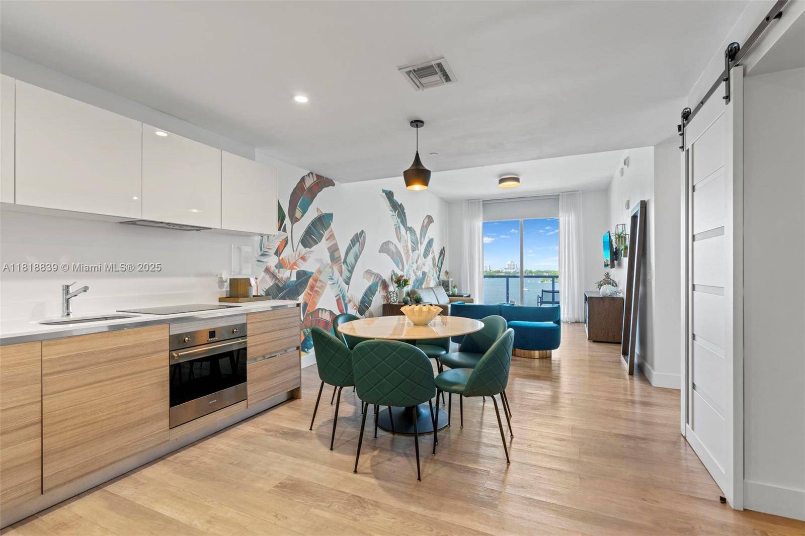 Hollywood, FL 33019,777 N Ocean Dr #N529