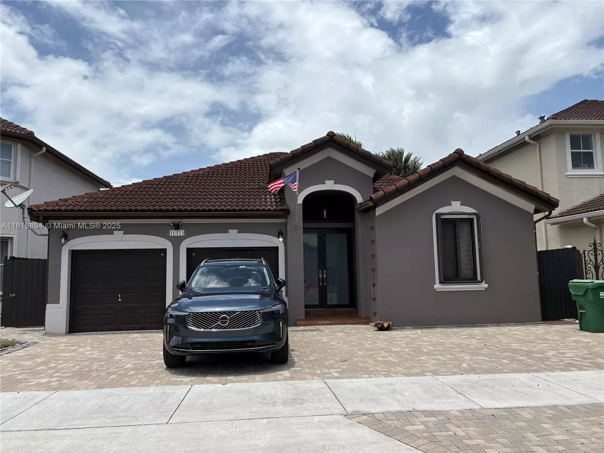 Miami, FL 33193,16419 SW 84th St