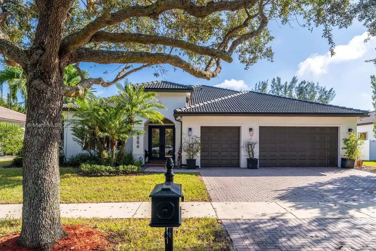 Cooper City, FL 33330,4864 Tropicana Ave