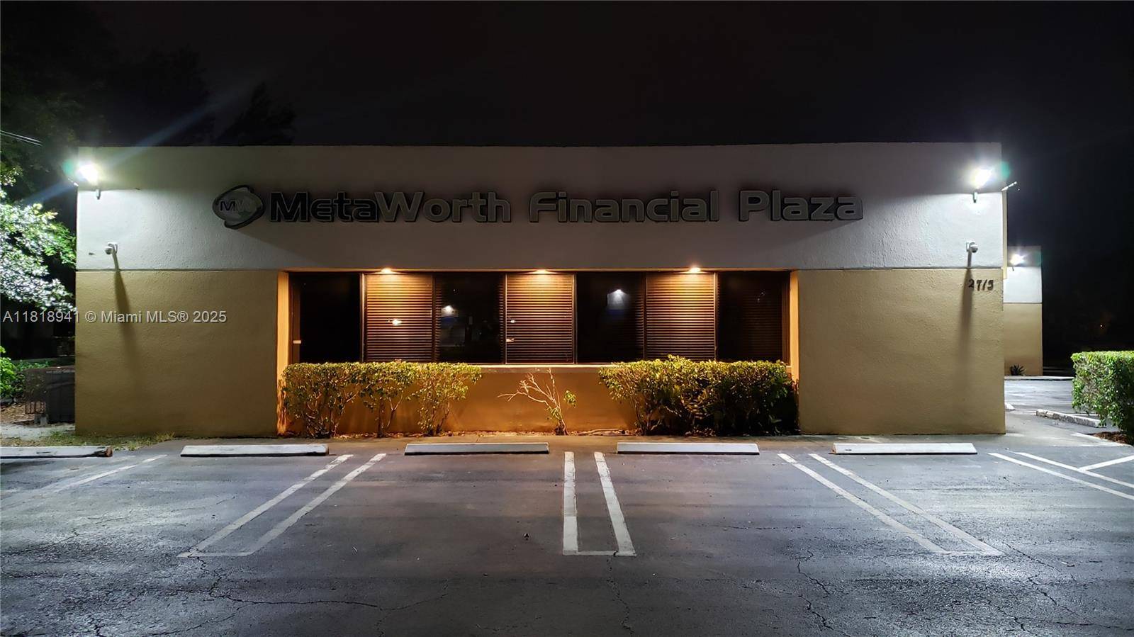 West Palm Beach, FL 33407,2715 N Australian Ave #104