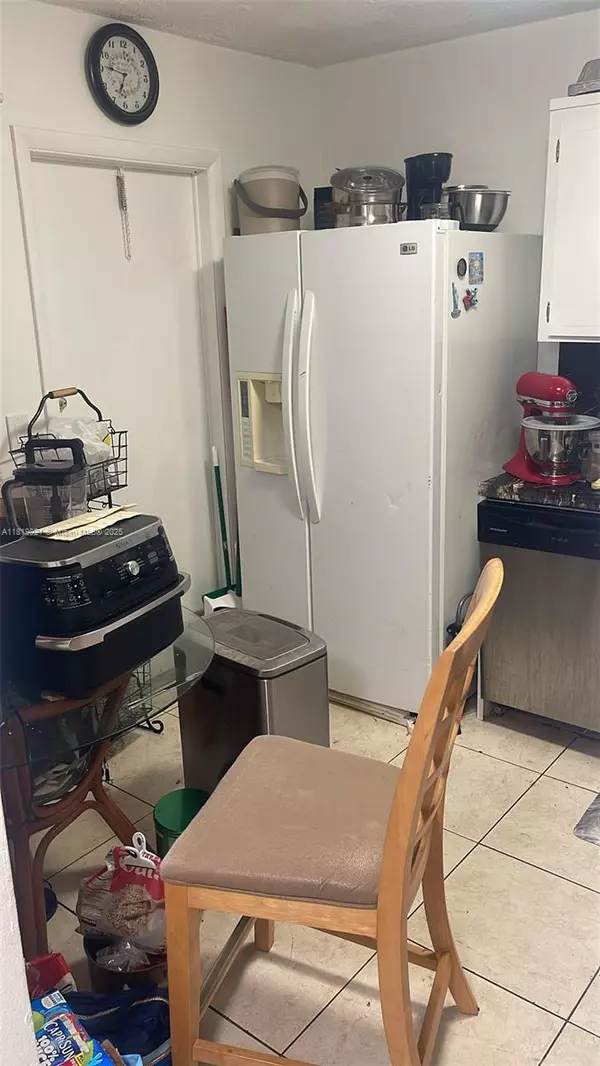Hallandale Beach, FL 33009,215 SE 3rd Ave #106C