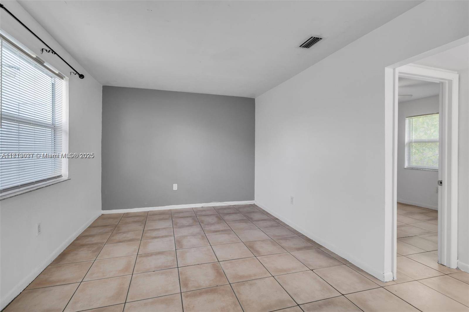 Miami, FL 33138,8315 NE Miami Ct #7
