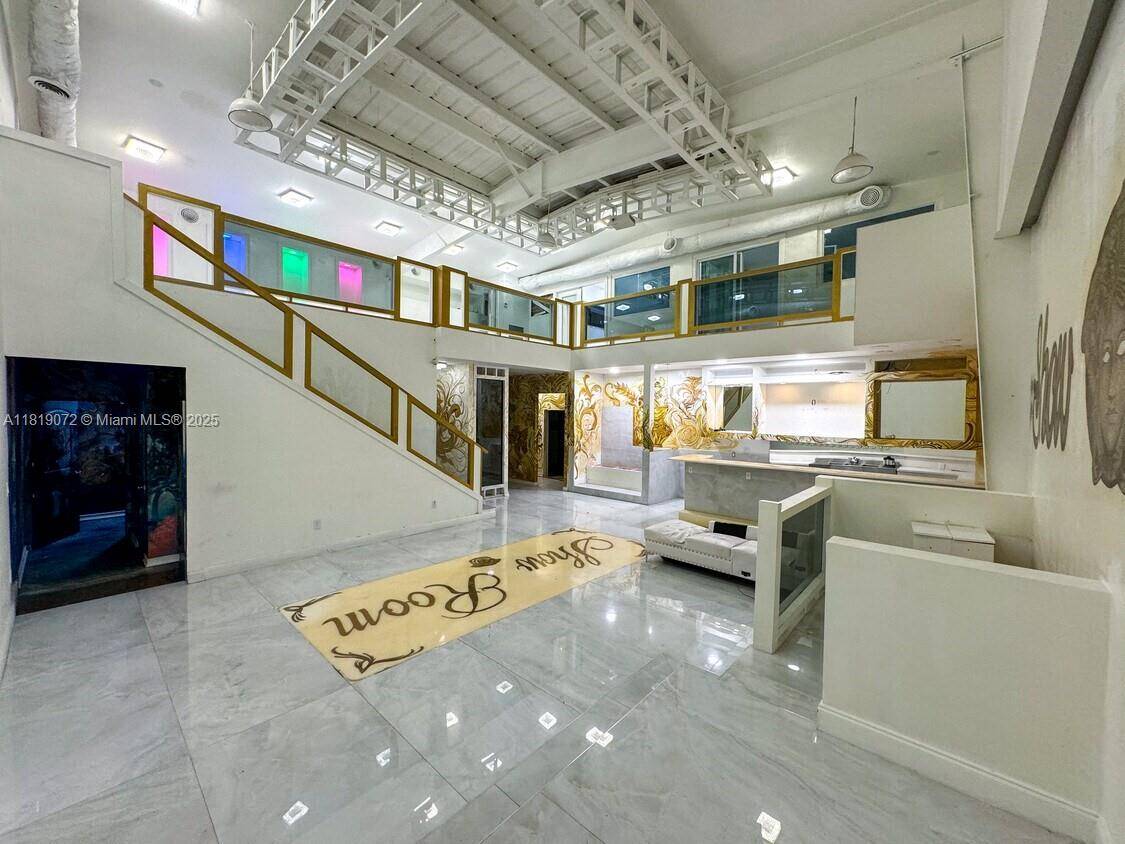 Lantana, FL 33462,610 N Dixie Hwy