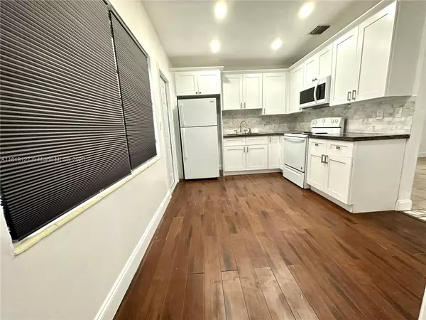 North Miami Beach, FL 33162,1941 NE 157th Ter
