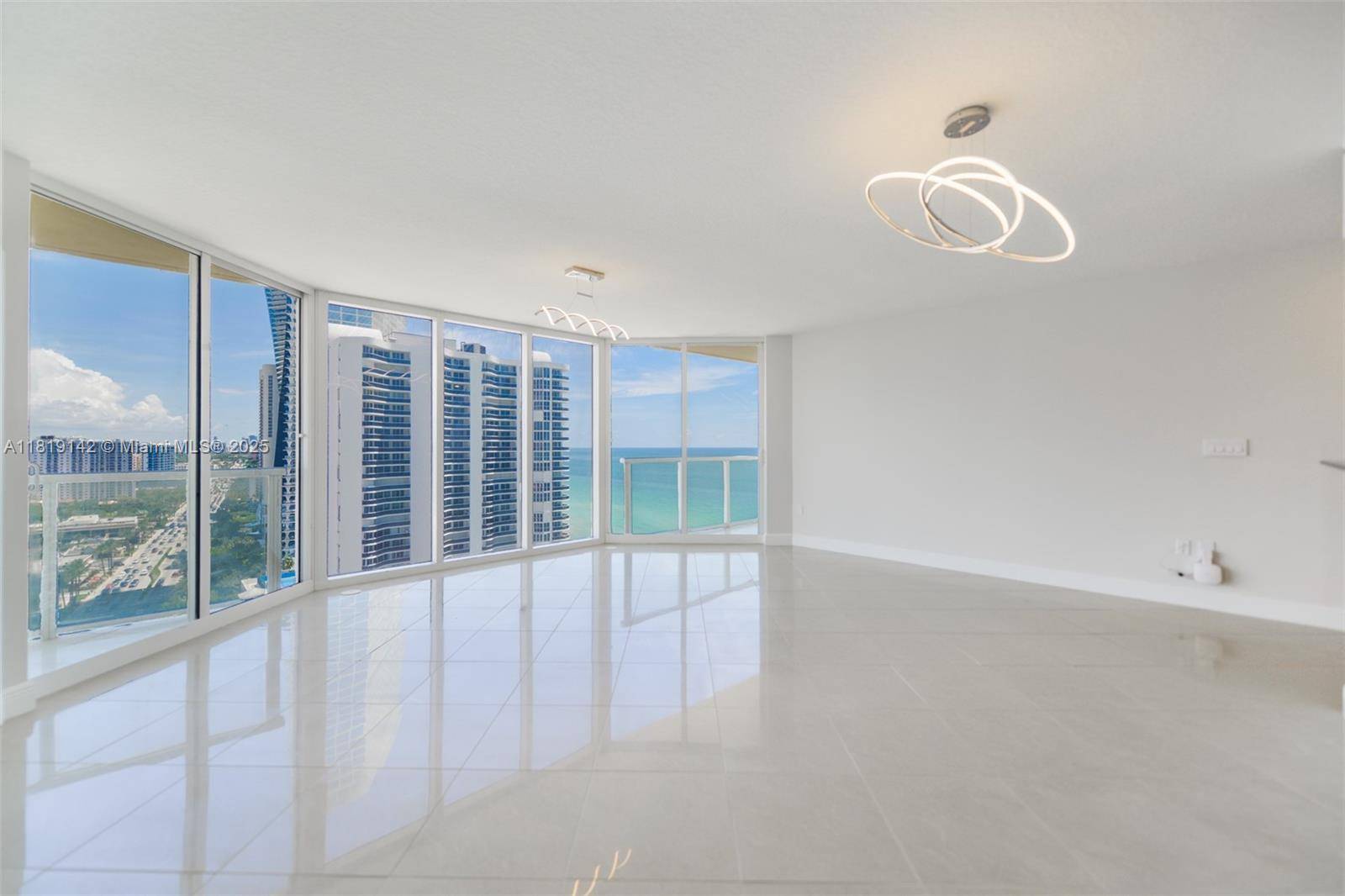 Sunny Isles Beach, FL 33160,16699 Collins Ave #2107