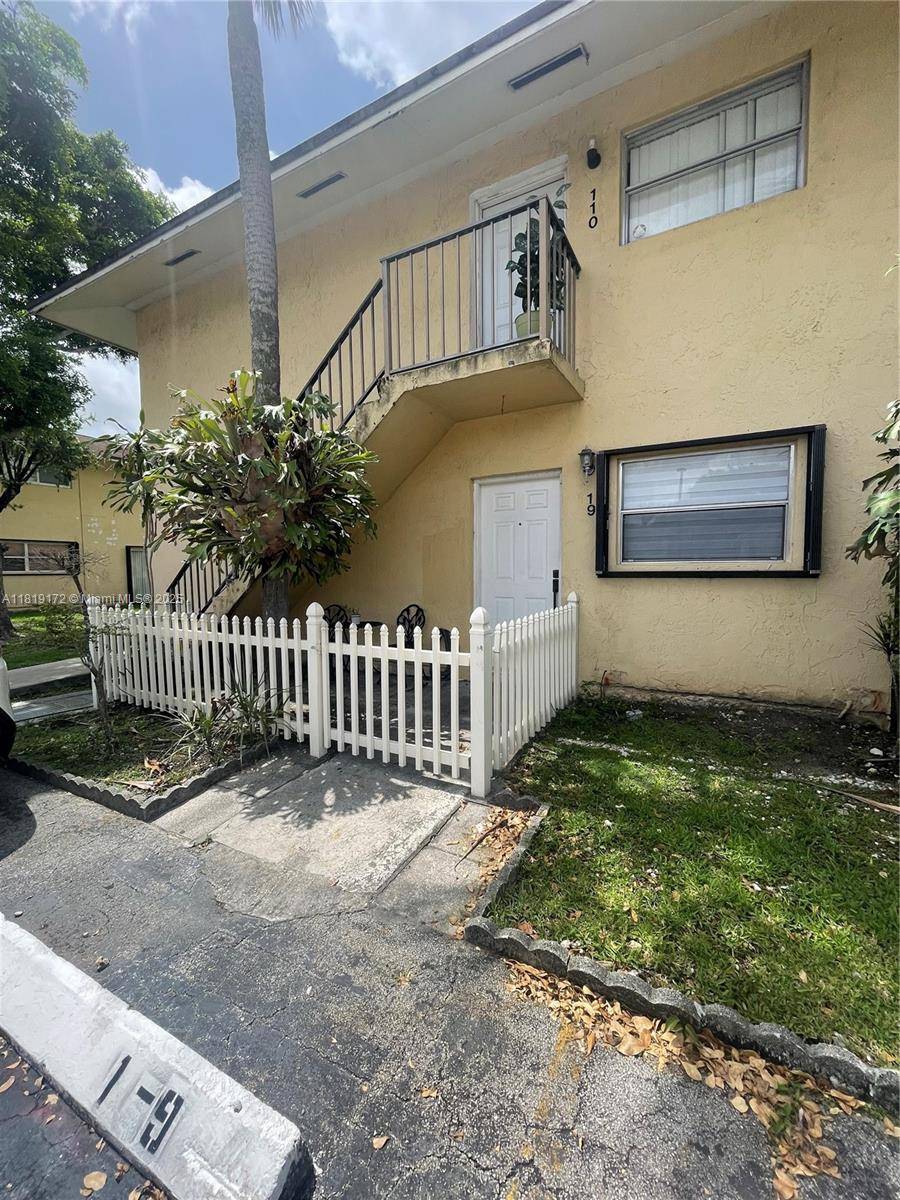 Miami, FL 33193,15699 SW 73rd Cir Ter #1-9