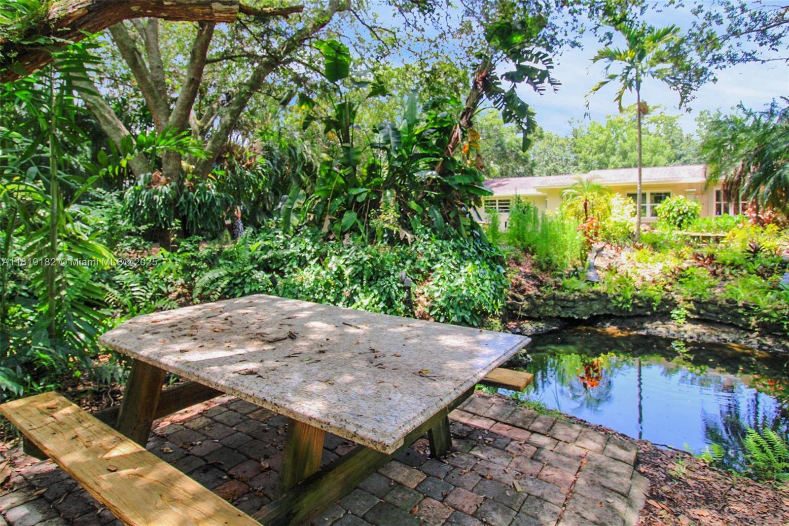 Davie, FL 33325,14360 SW 20th St