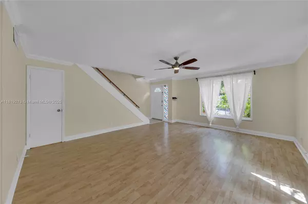 Fort Lauderdale, FL 33315,307 SW 11th Ct #1