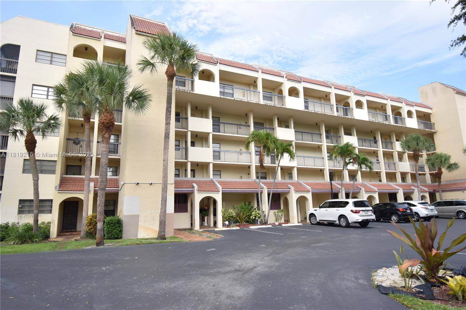 3650 Environ Blvd #103, Lauderhill, FL 33319