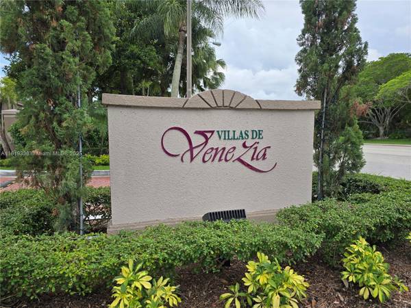9892 Nob Hill Ln #9892, Sunrise, FL 33351