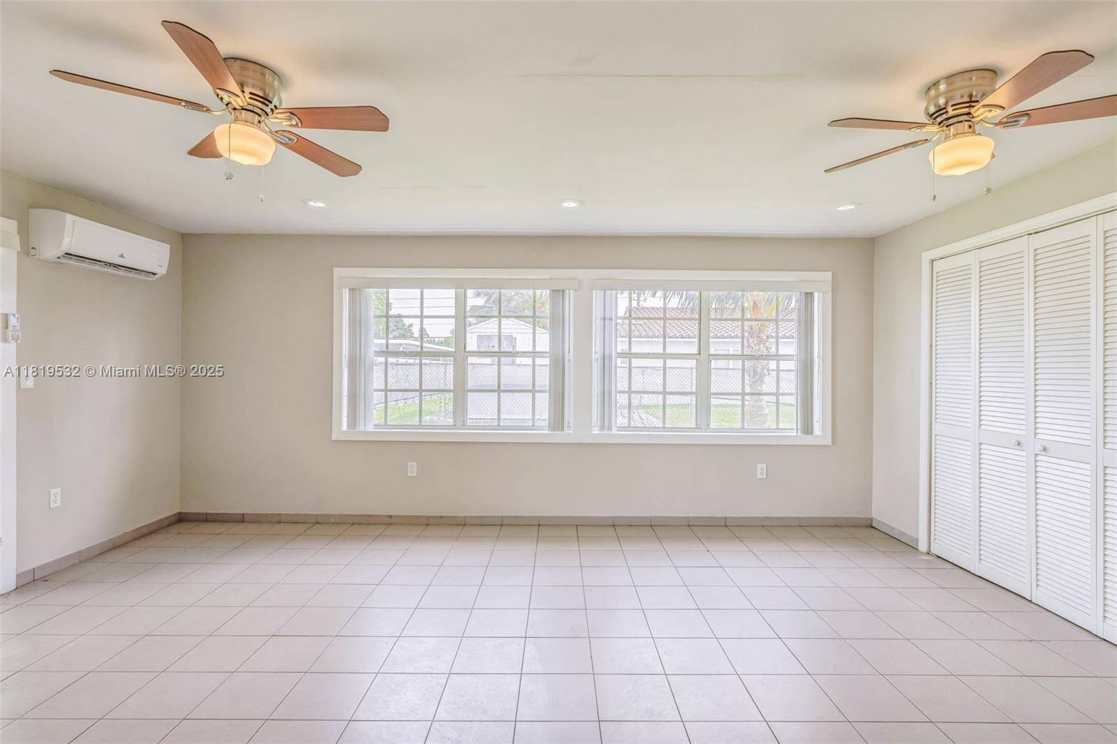Miami, FL 33177,11735 SW 185th St