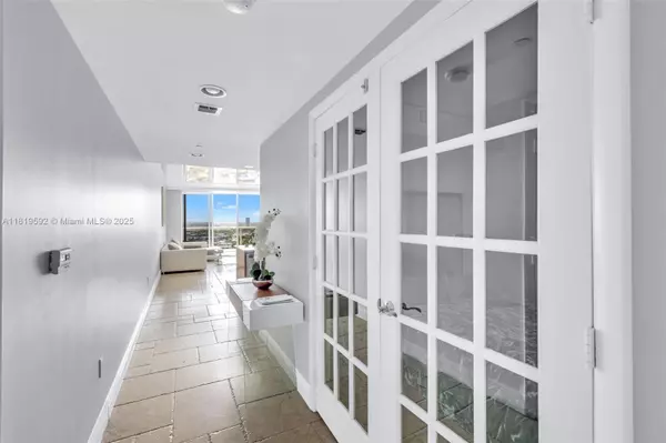 Hallandale Beach, FL 33009,1800 S Ocean Dr #2309