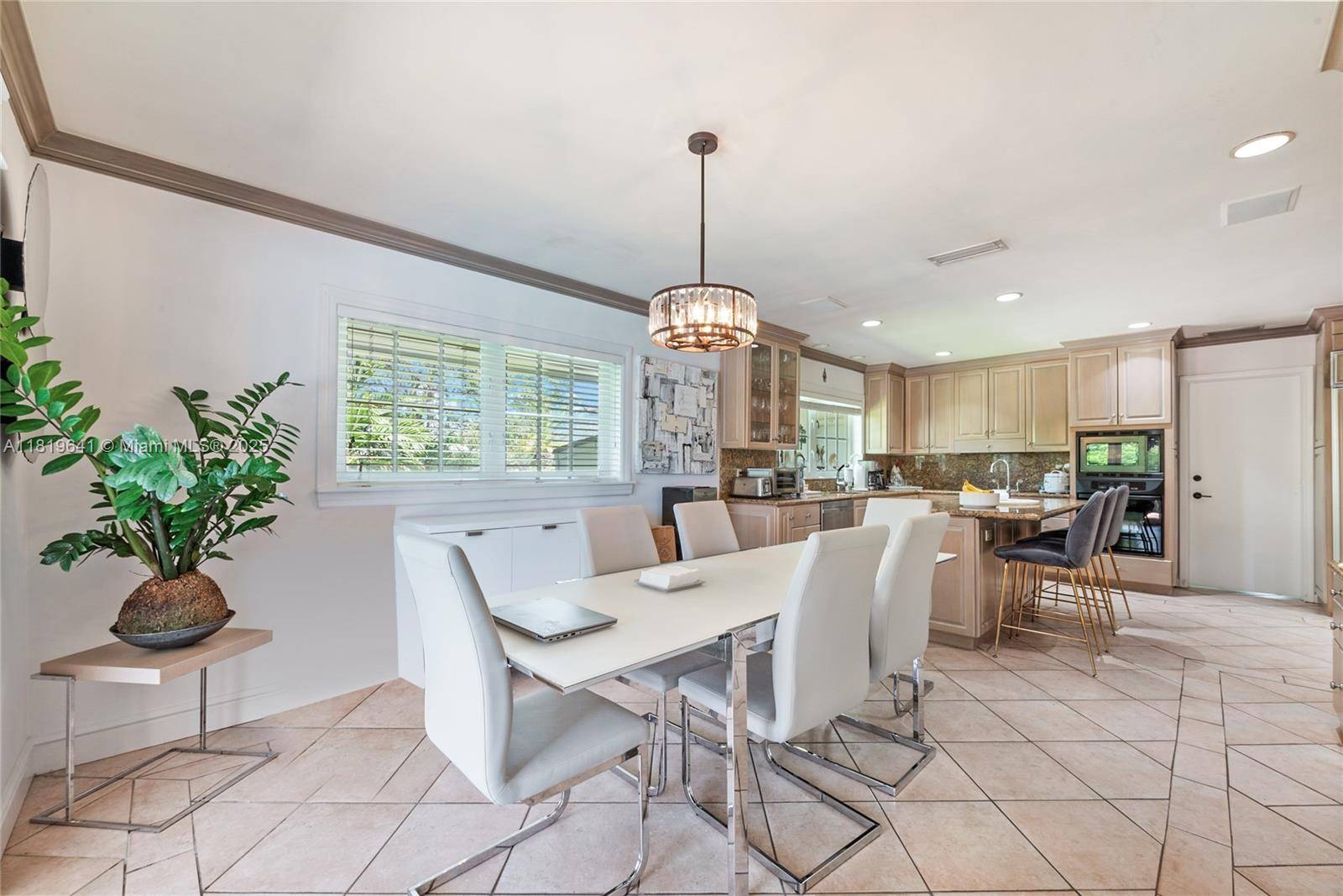 Coral Gables, FL 33156,610 Marquesa Dr