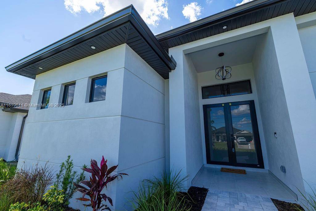 Other, FL 33993,1416 NW 33 Ave