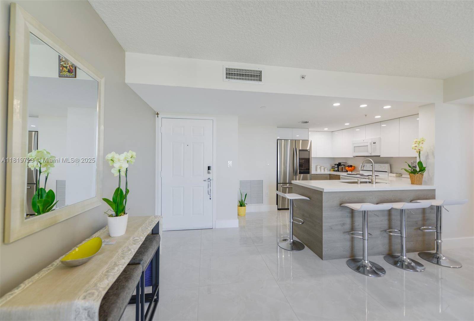 Miami, FL 33145,3000 Coral Way #1208