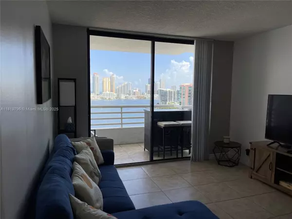 3300 NE 192nd St #PH16, Aventura, FL 33180