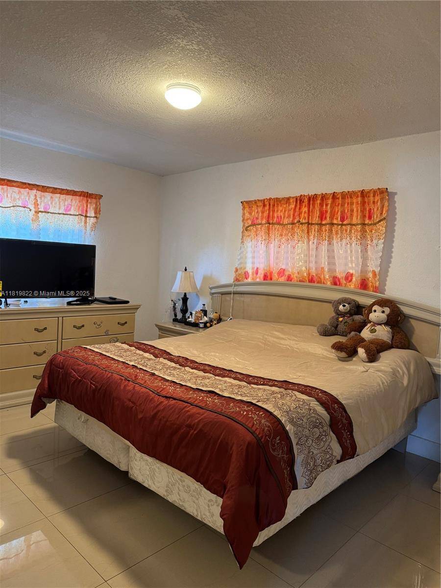 Miami Gardens, FL 33054,1600 NW 153rd St