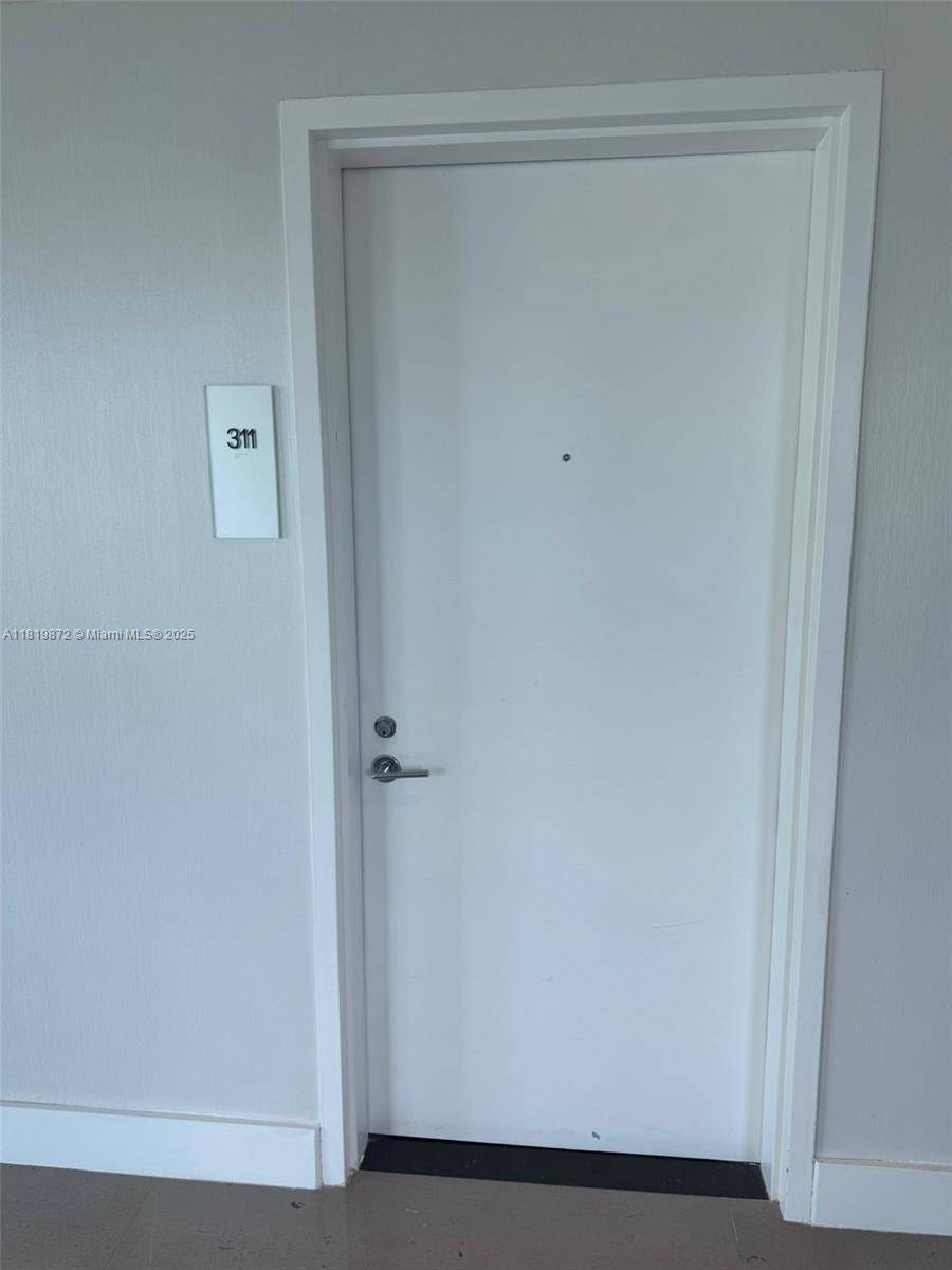 Miami Beach, FL 33139,540 West Ave #311