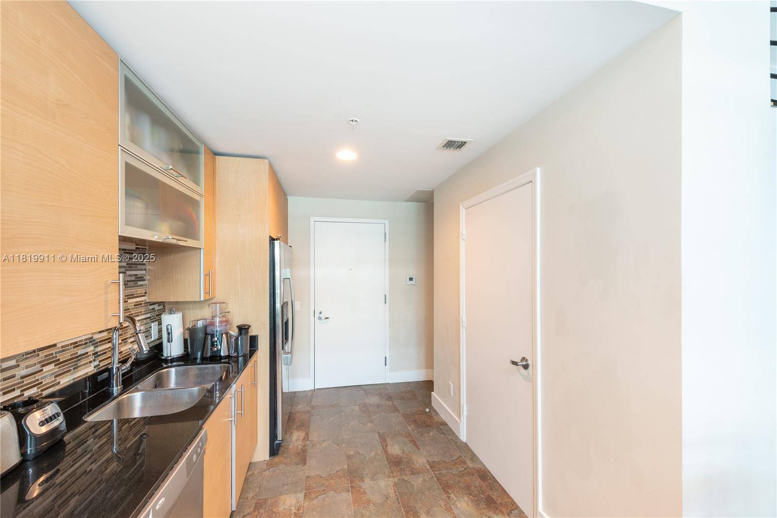 Miami, FL 33130,60 SW 13th St #4808