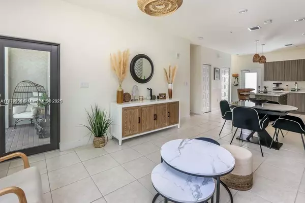 Doral, FL 33166,8363 NW 41st St #A-109