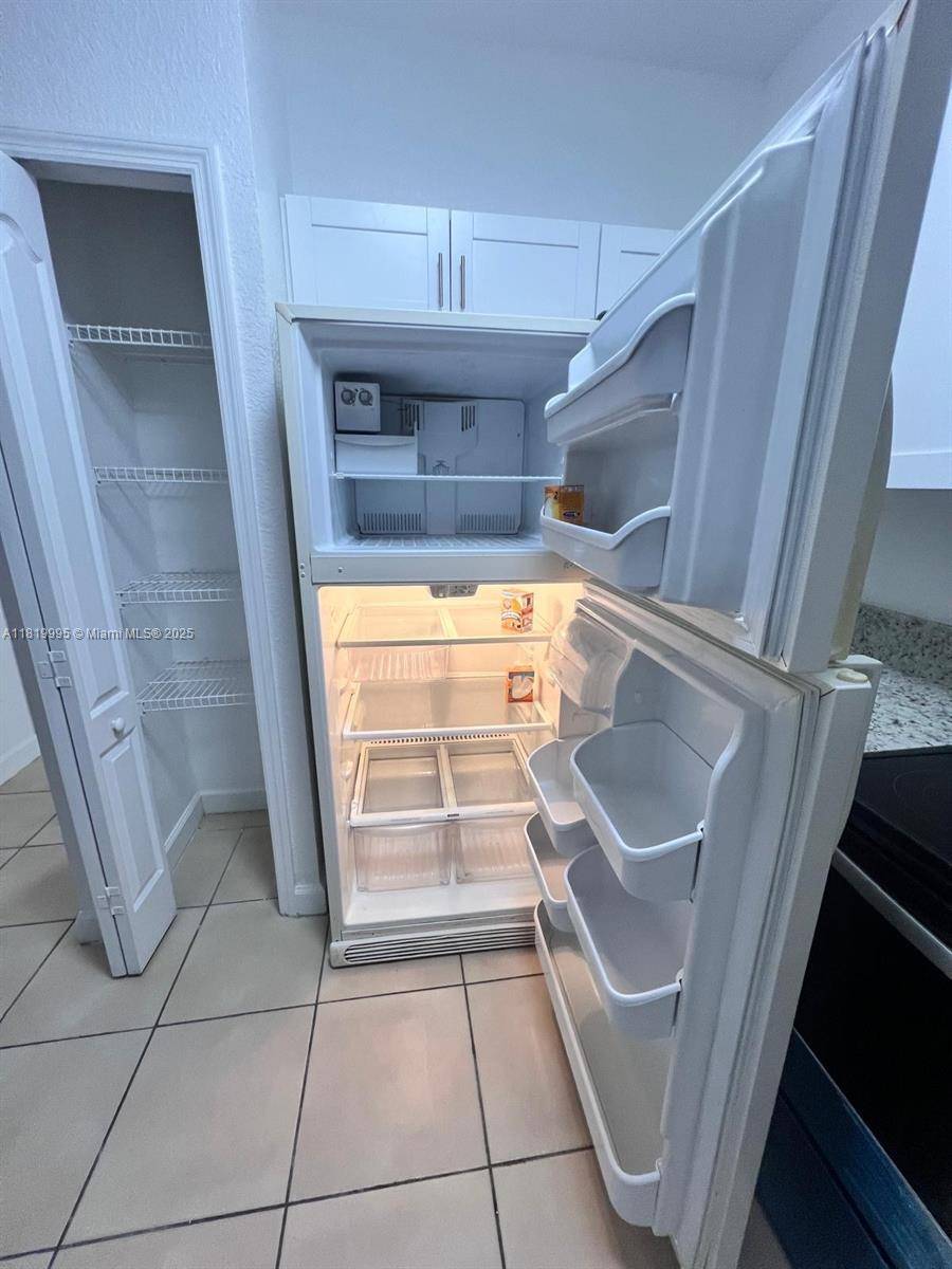 Hialeah, FL 33015,7040 NW 177th St #201-23