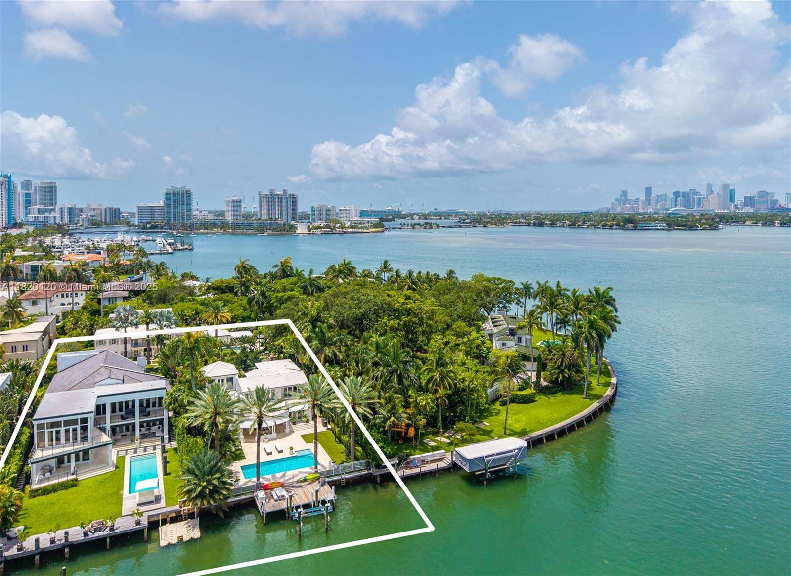 1839 W 24th St, Miami Beach, FL 33140