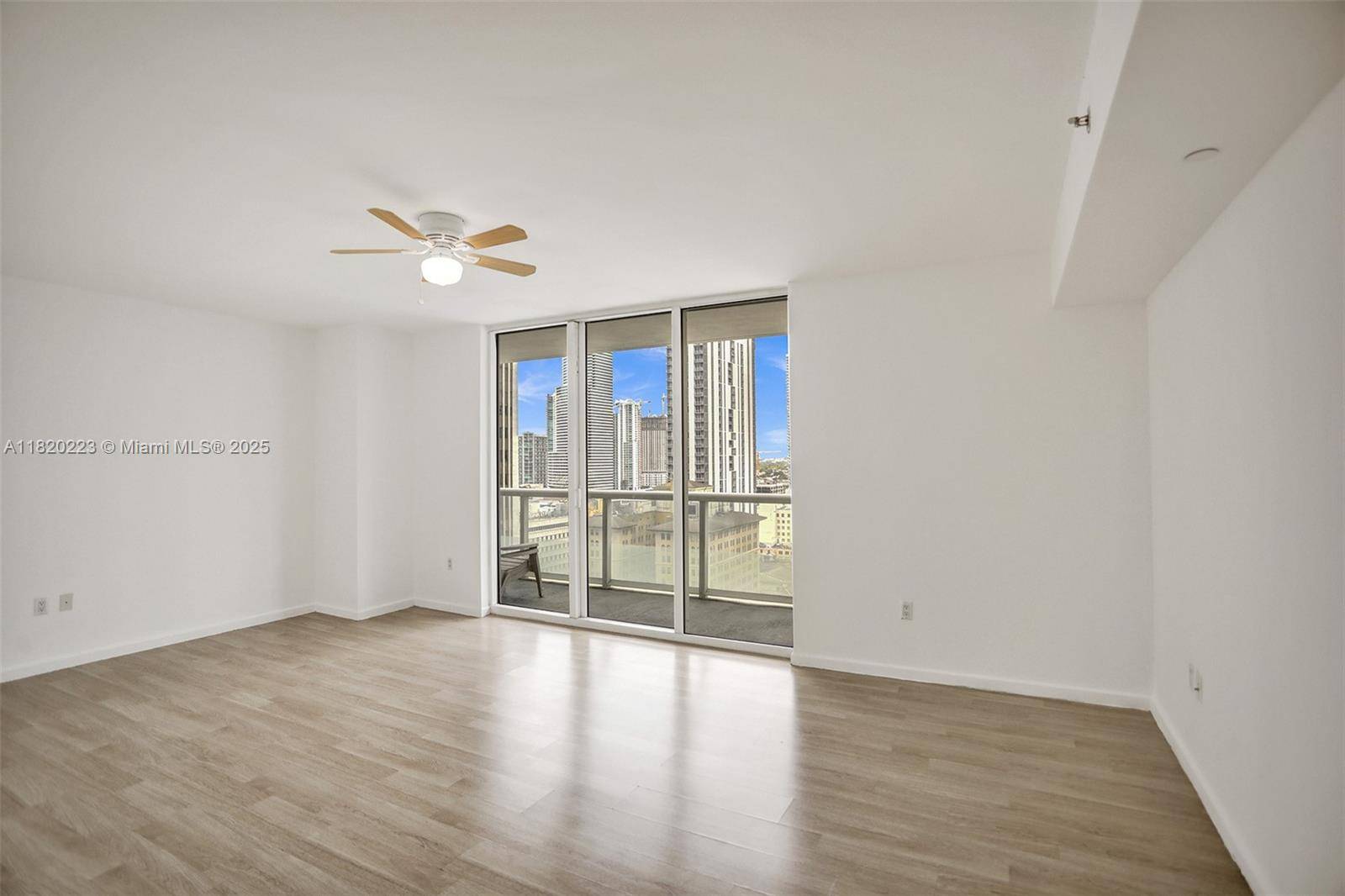 Miami, FL 33132,50 Biscayne Blvd #2309