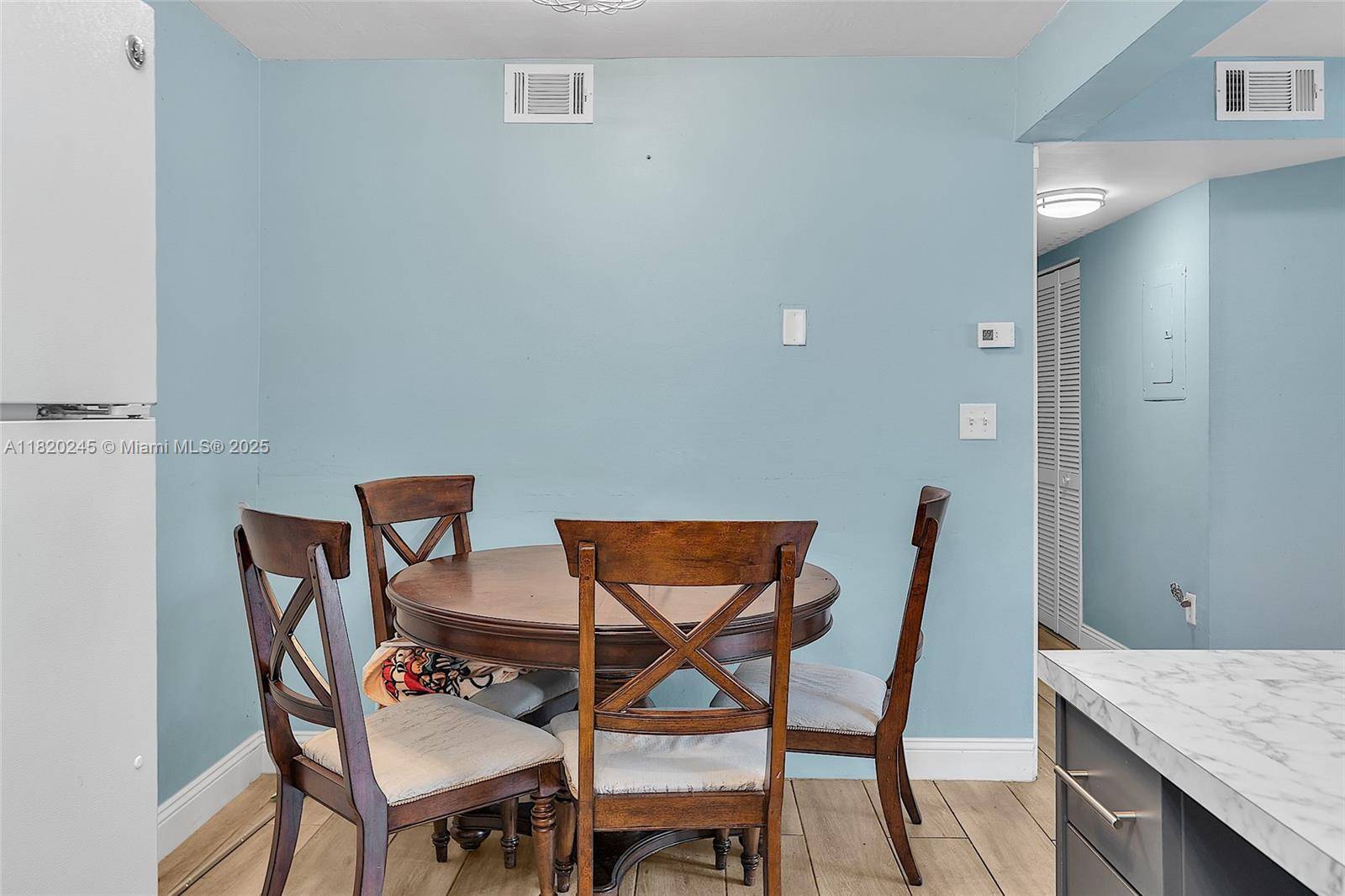 Pembroke Pines, FL 33025,251 W Palm Cir W #207