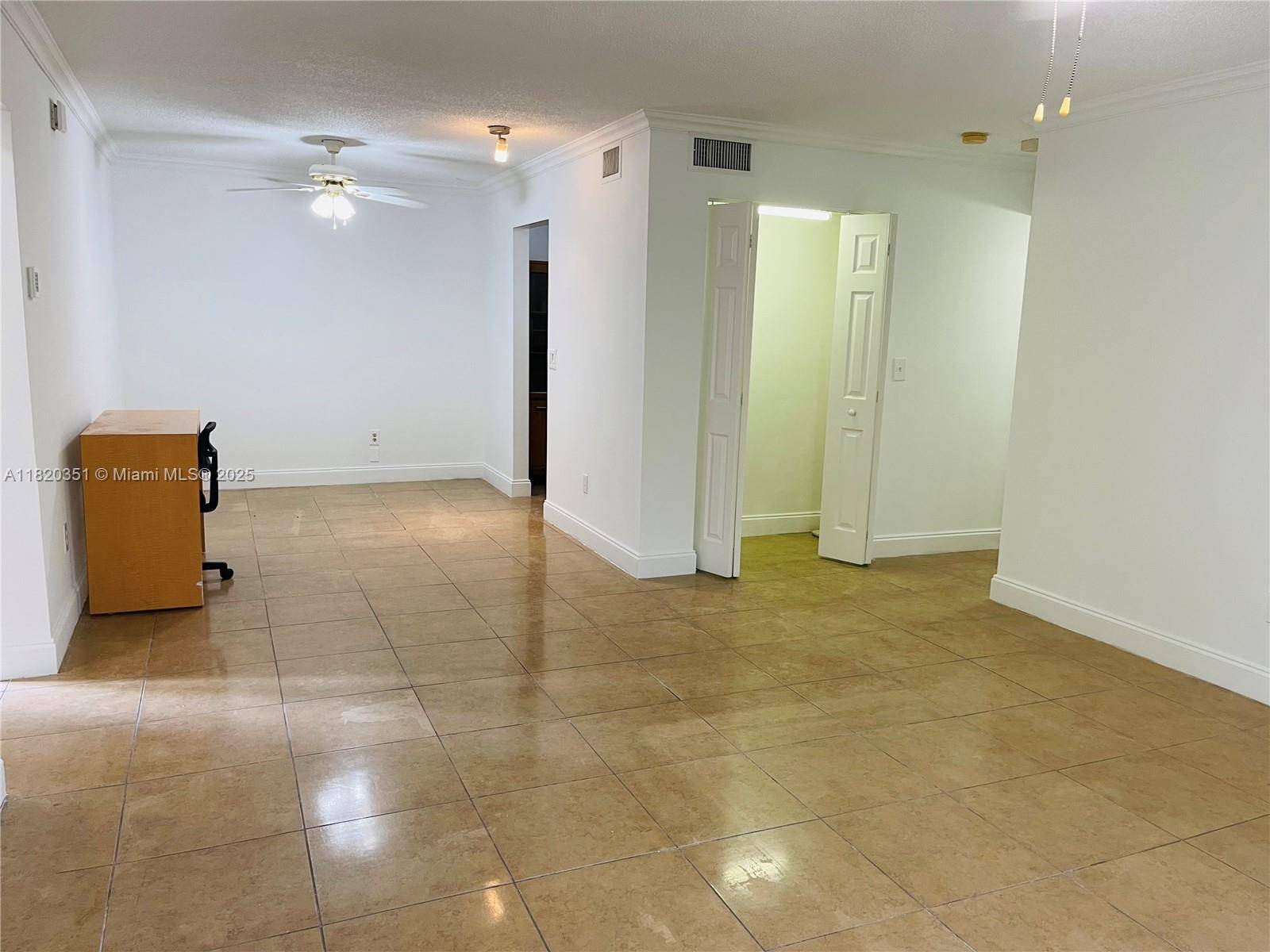 Miami, FL 33193,8610 SW 149th Ave #512