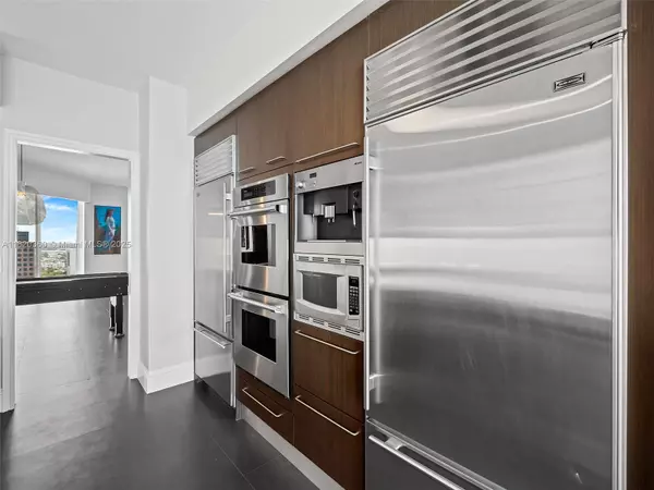 Fort Lauderdale, FL 33301,333 Las Olas Way #3603