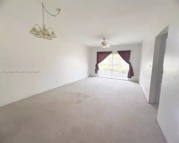 Margate, FL 33063,5800 Margate Blvd #814-8