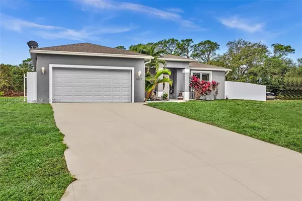 La Belle, FL 33935,6027 Acorn Cir