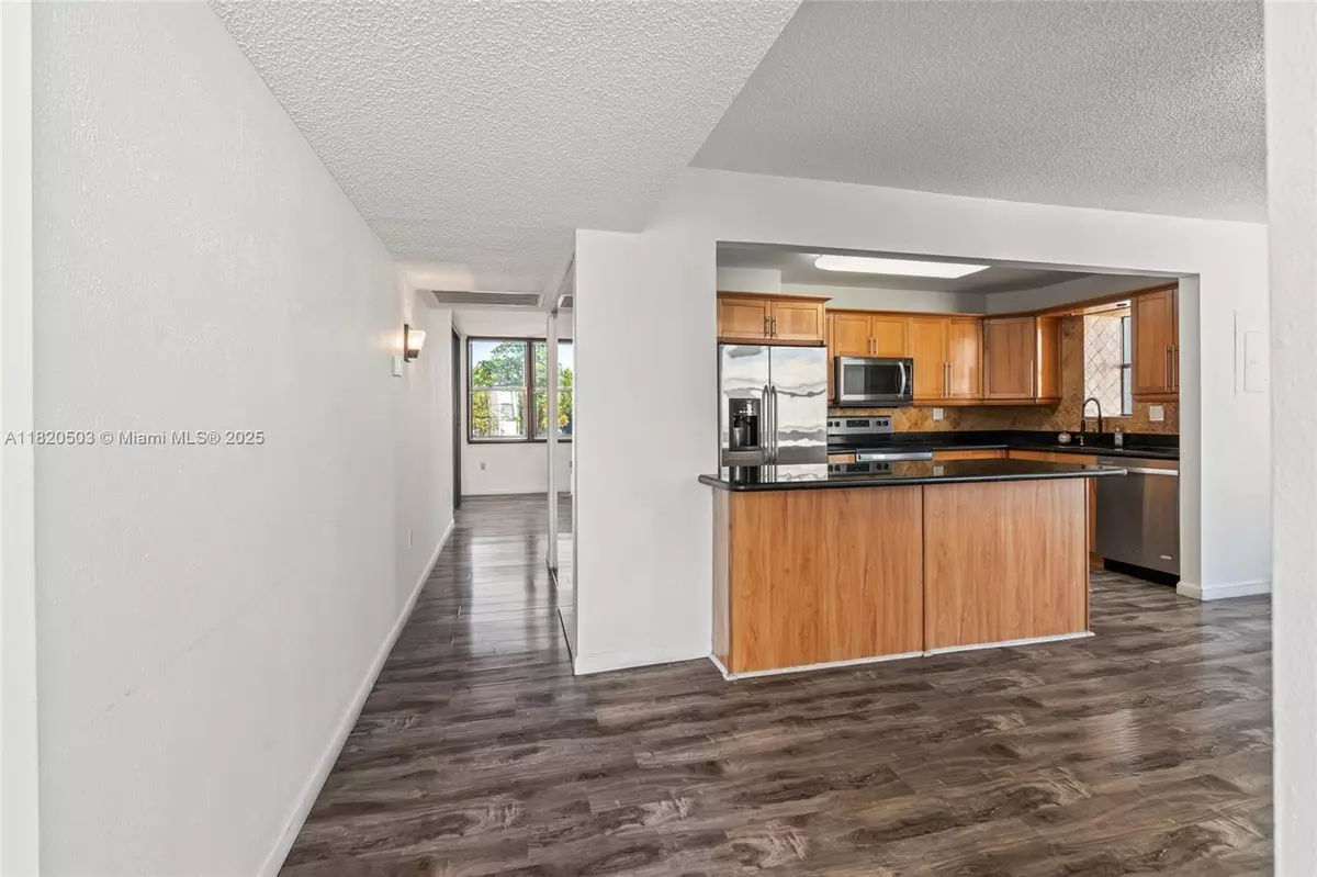 Aventura, FL 33180,20291 NE 30th Ave #PH20