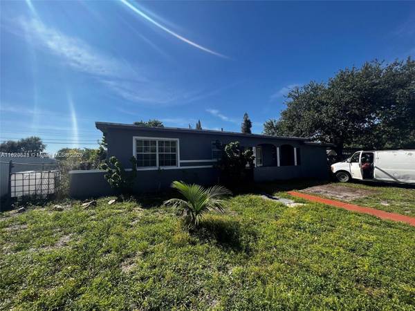 3350 SW 37th St #0, West Park, FL 33023