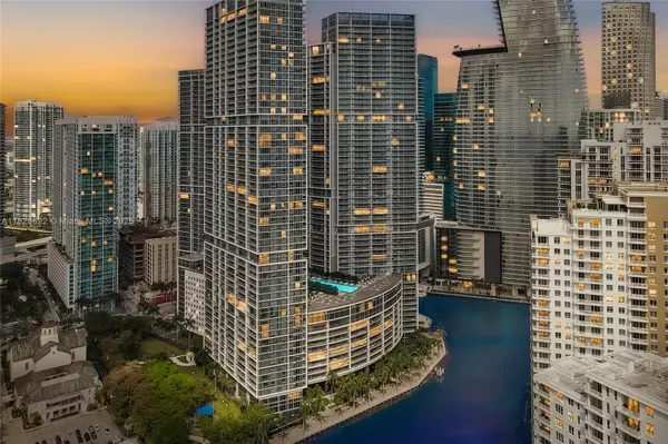 Miami, FL 33131,485 Brickell Ave #2009