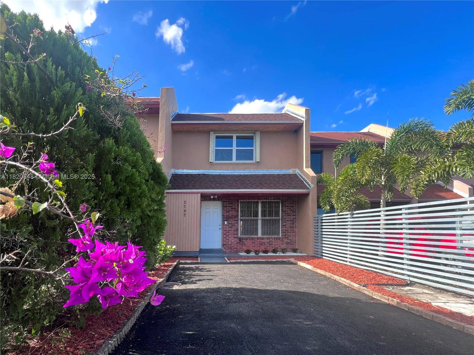 2787 NW 196th St, Miami Gardens, FL 33056