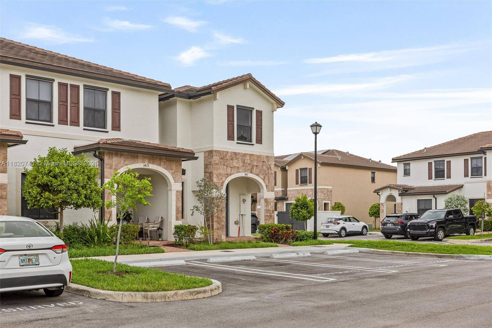Hialeah, FL 33018,3411 W 112th Ter