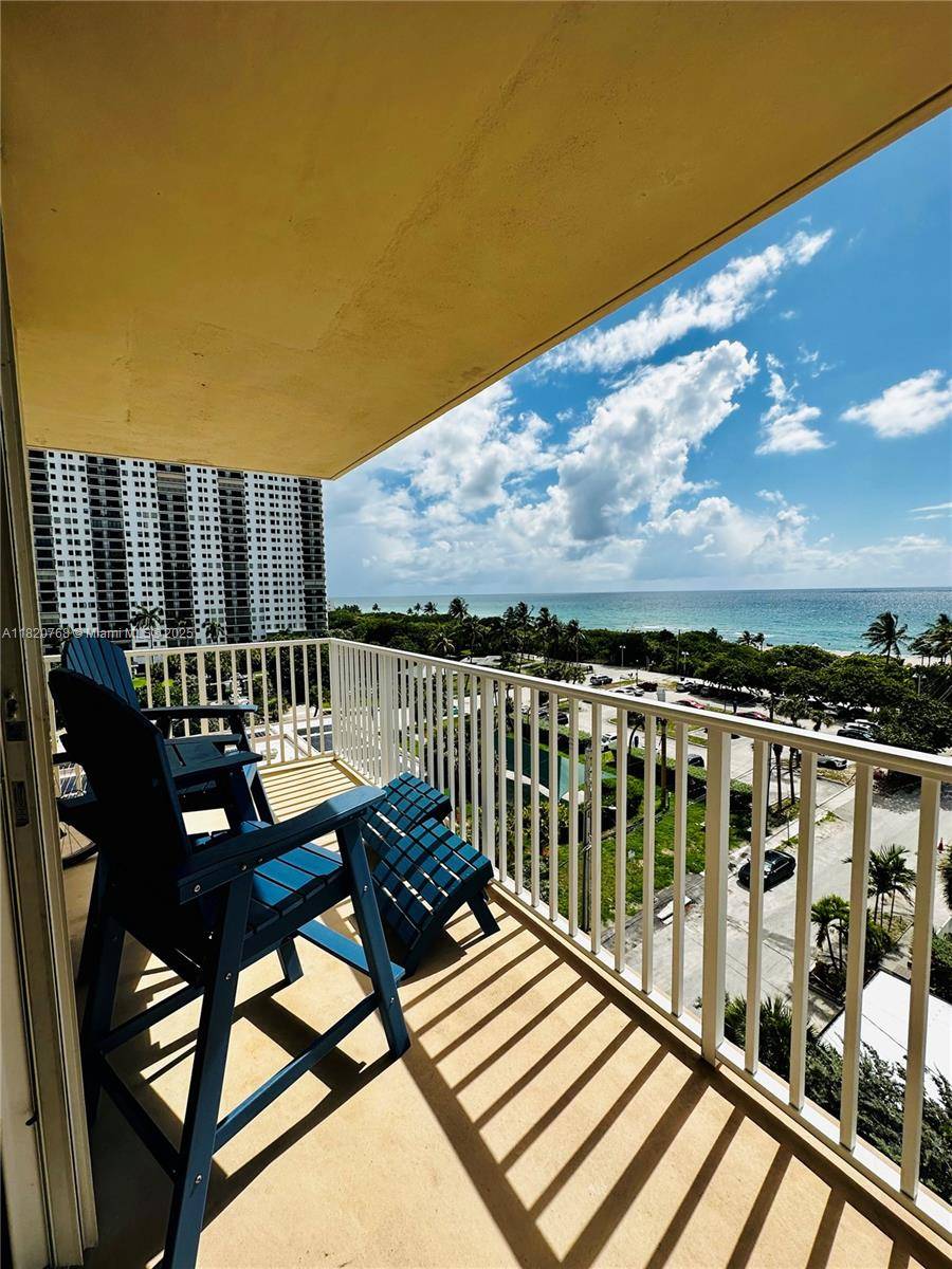 Hollywood, FL 33019,1401 S Ocean Dr #803