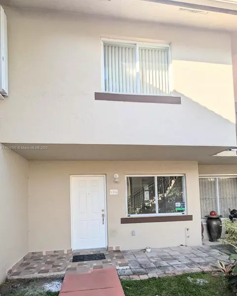 431 NW 82nd Ave #906, Miami, FL 33126