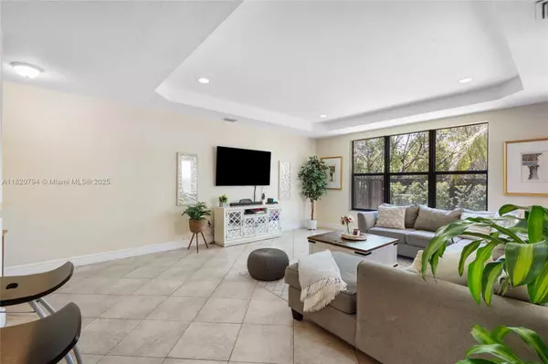 Cutler Bay, FL 33190,8890 SW 229th St