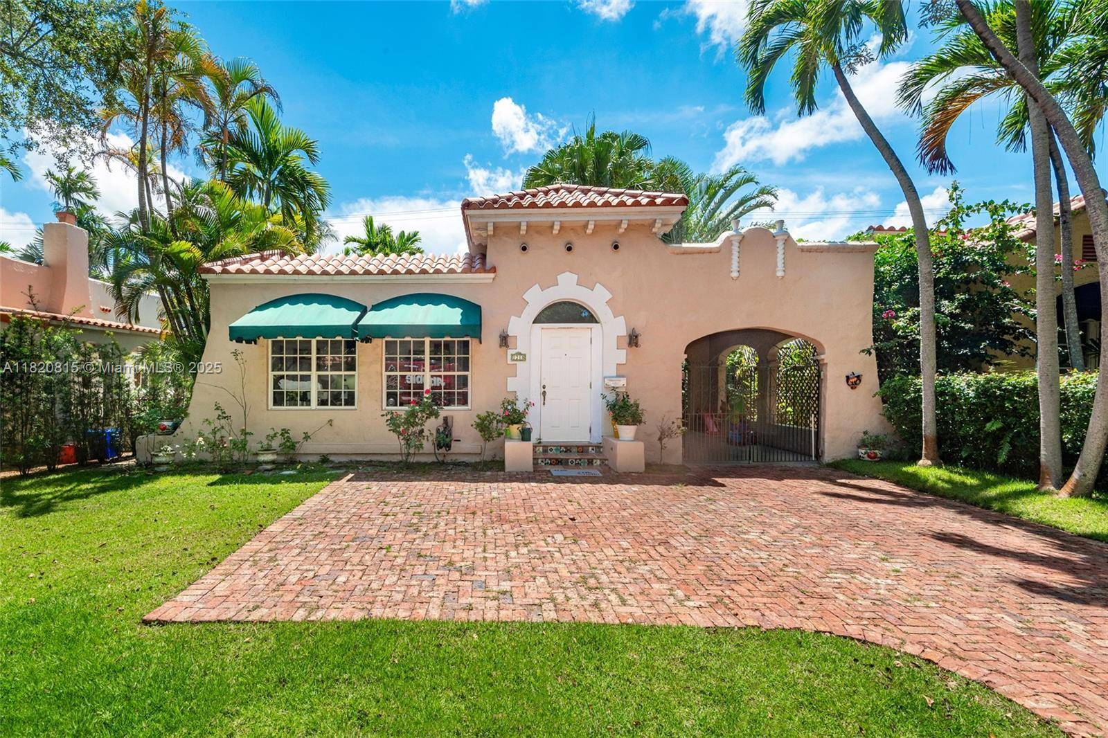 Coral Gables, FL 33134,1218 Madrid St