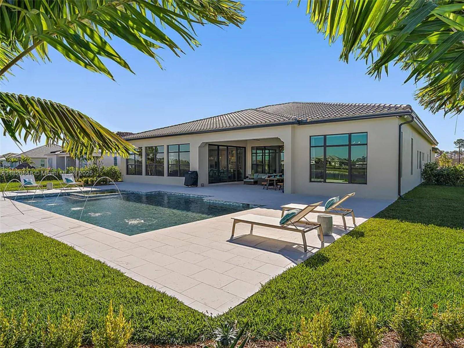 Jupiter, FL 33458,8025 se old plantation cir